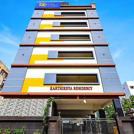 Fabhotel Karthikeya Residency - Tirupati Bus Stand - 900M Eksteriør billede