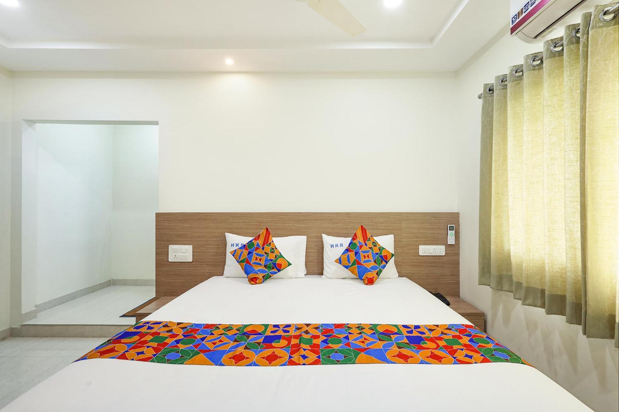 Fabhotel Karthikeya Residency - Tirupati Bus Stand - 900M Eksteriør billede