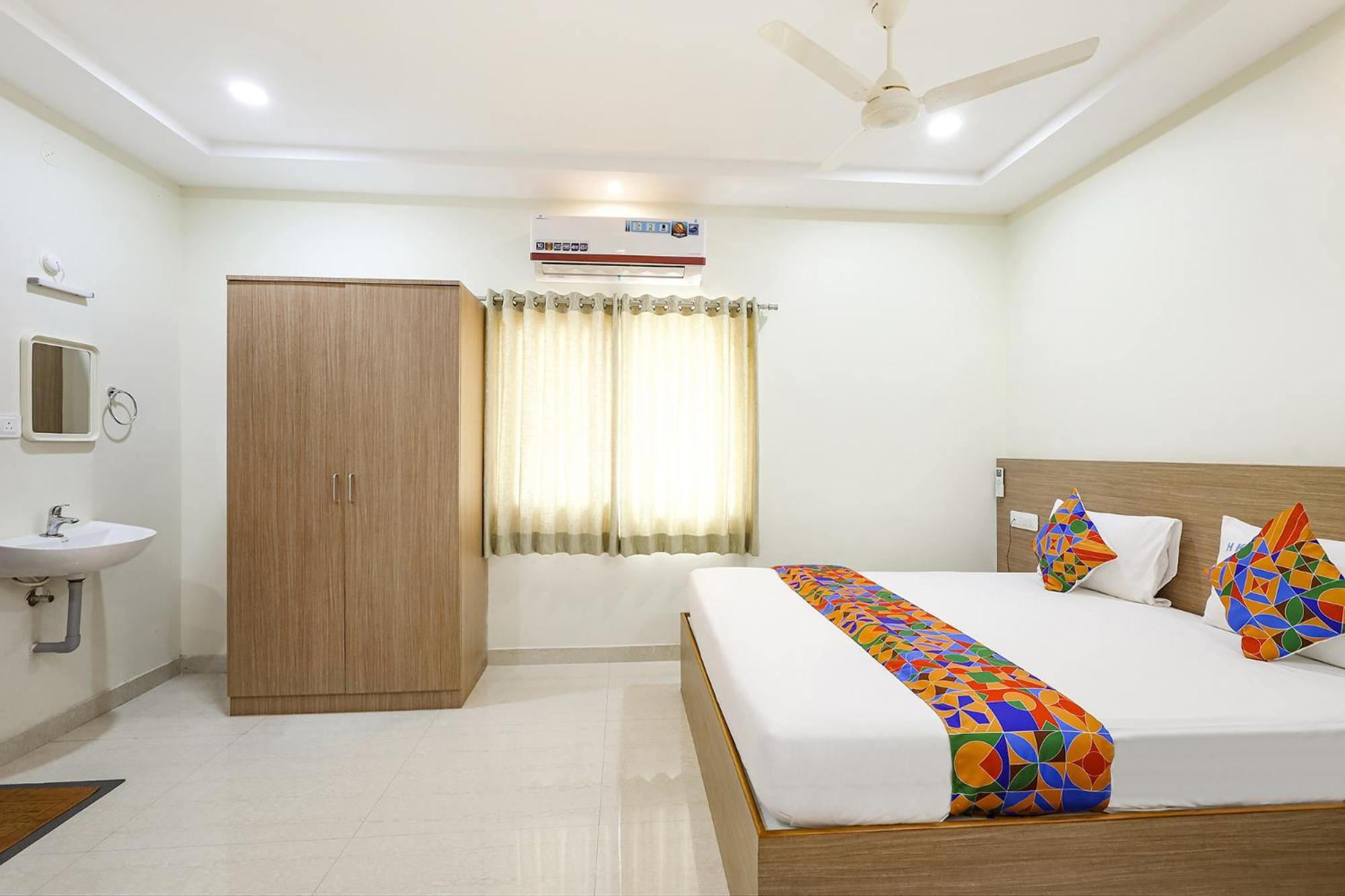 Fabhotel Karthikeya Residency - Tirupati Bus Stand - 900M Eksteriør billede