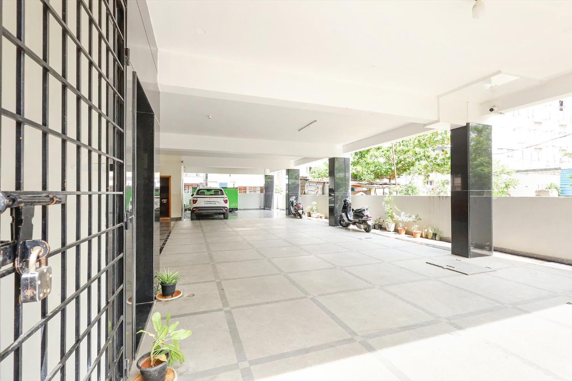 Fabhotel Karthikeya Residency - Tirupati Bus Stand - 900M Eksteriør billede